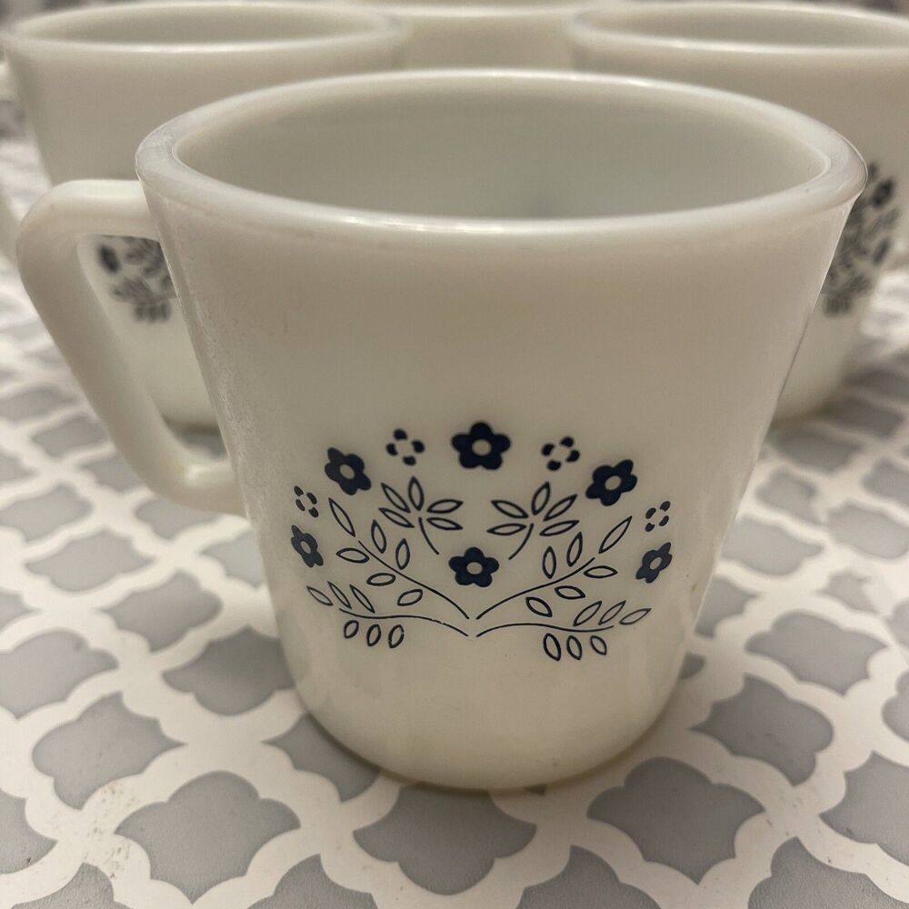 Vintage 5 Pyrex Milk White Coffee Mugs Cups Summer Impressions Blueberry Pattern - Picture 2 of 3